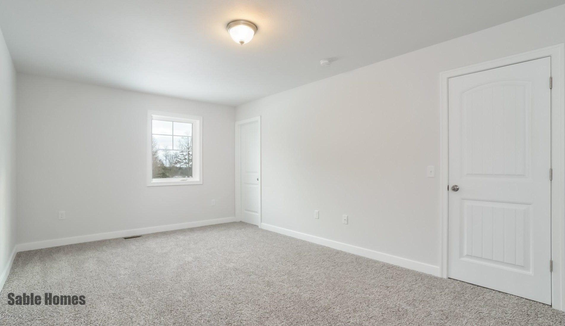 11787 Crystal Rdg Dr, Sparta MI 49345-8118 exterior