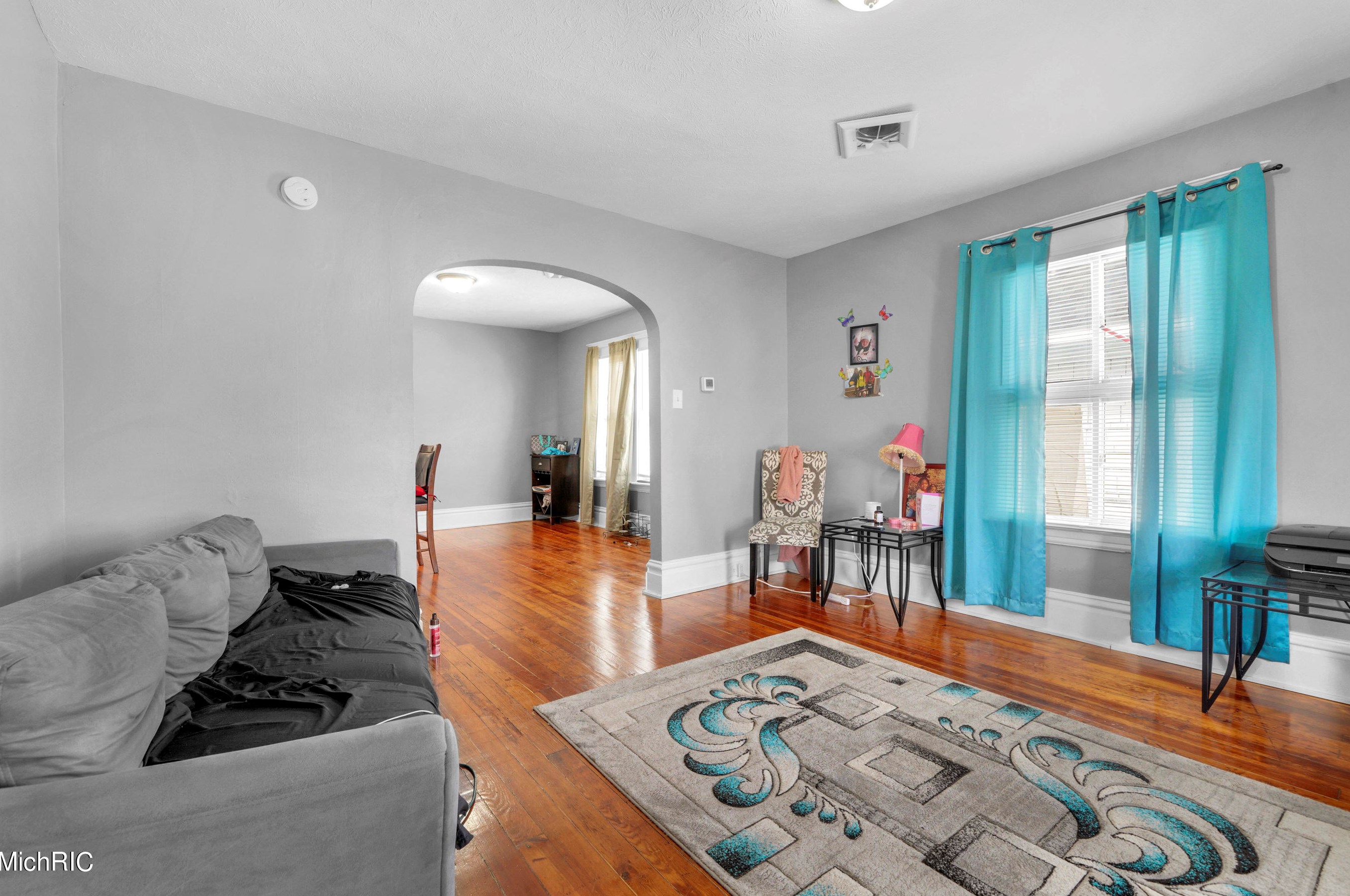 616 Liberty St, Grand Rapids MI 49503-8067 exterior