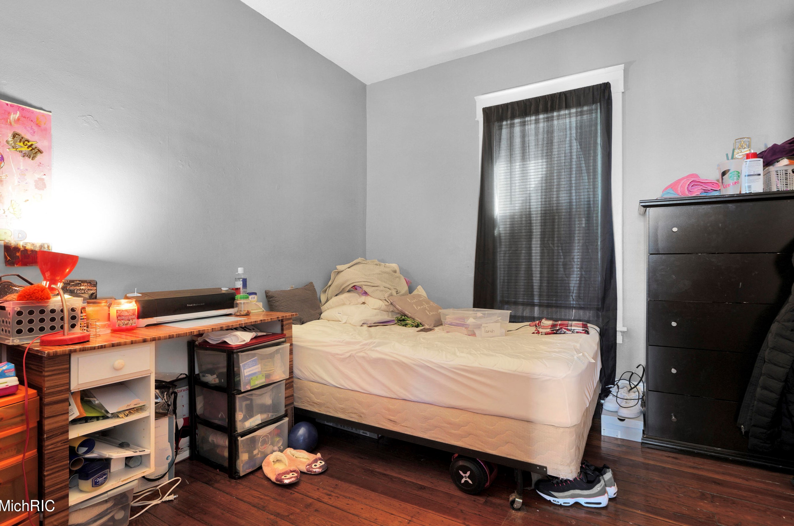 616 Liberty St, Grand Rapids MI 49503-8067 exterior