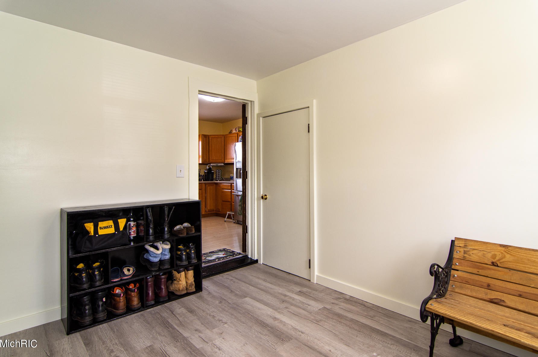 1926 5th St, Niles, MI 49120-1206