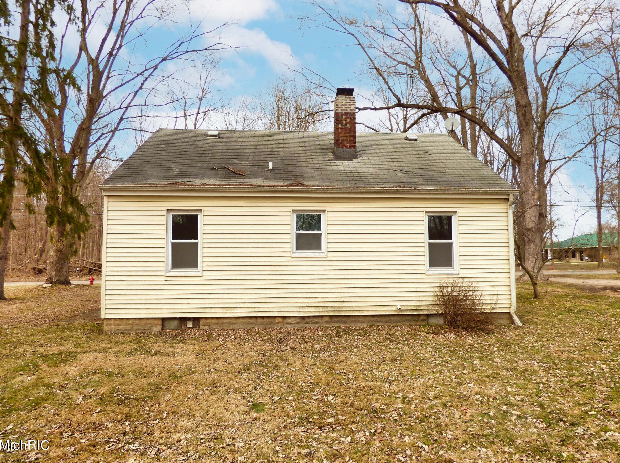 202 Fort St, Niles, MI 49120-3428