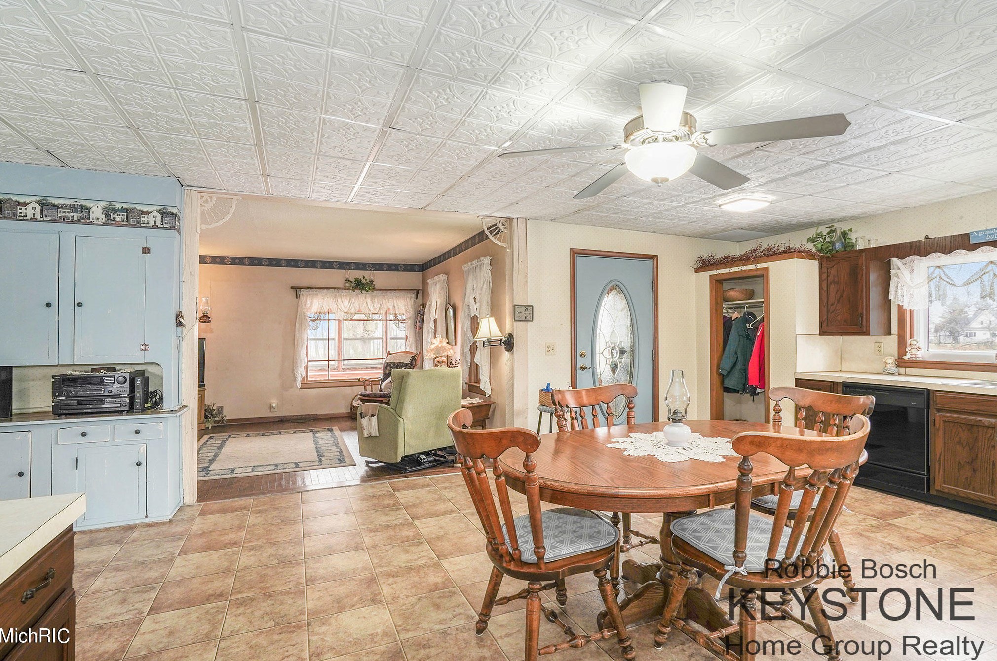 10659 Cherry Vly Ave, Caledonia MI 49316-8222 exterior