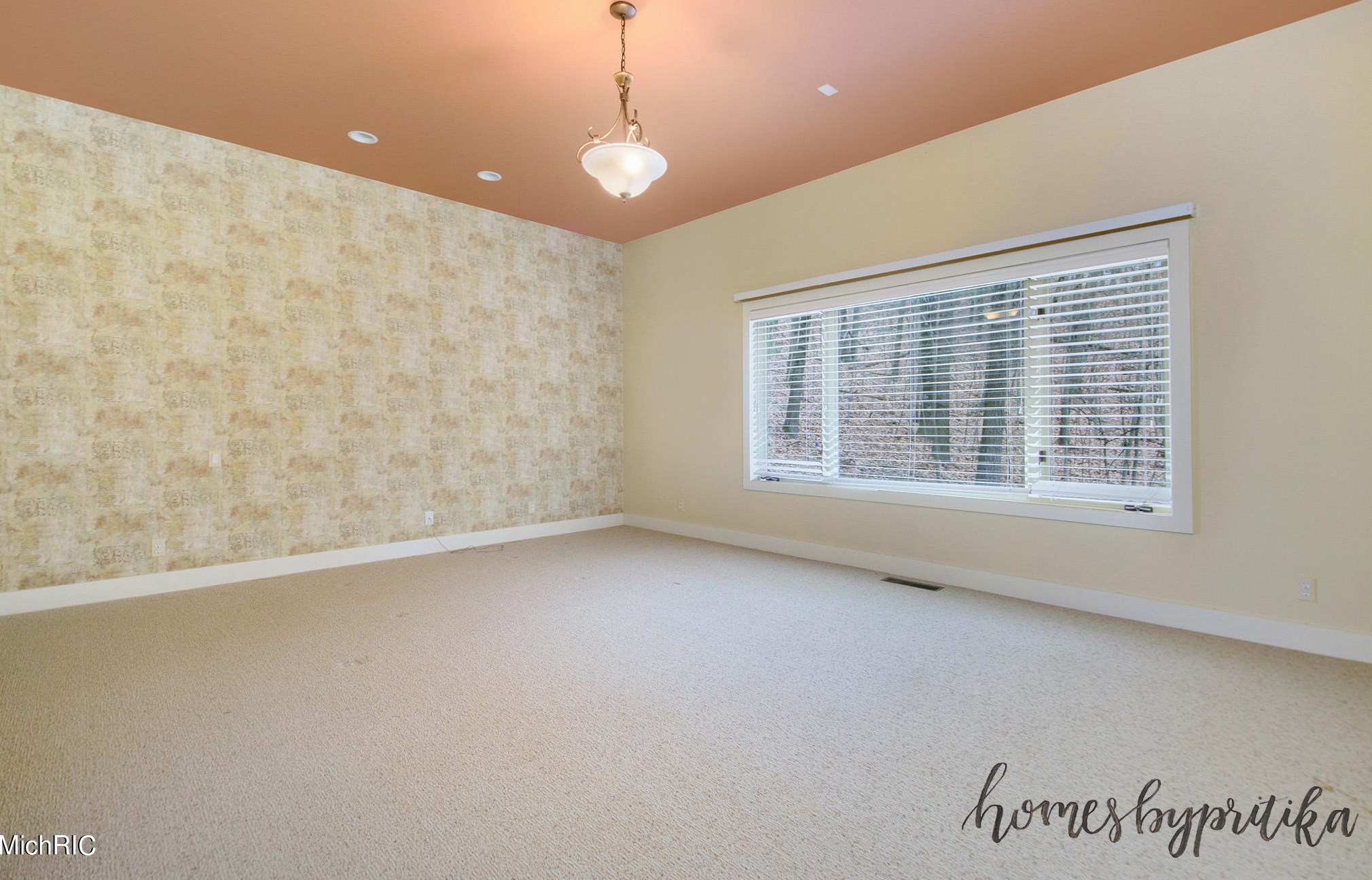 4655 Catamount Trl, Ada MI 49301-8658 exterior