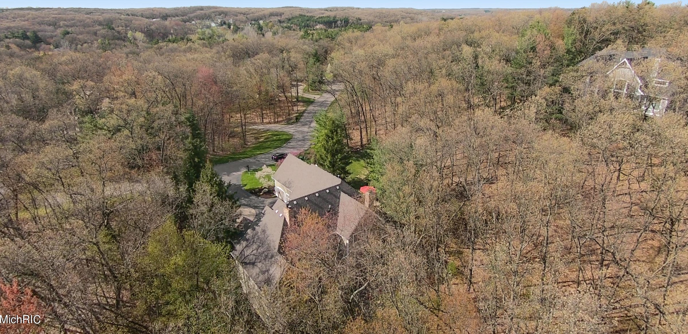 4655 Catamount Trl, Ada MI 49301-8658 exterior