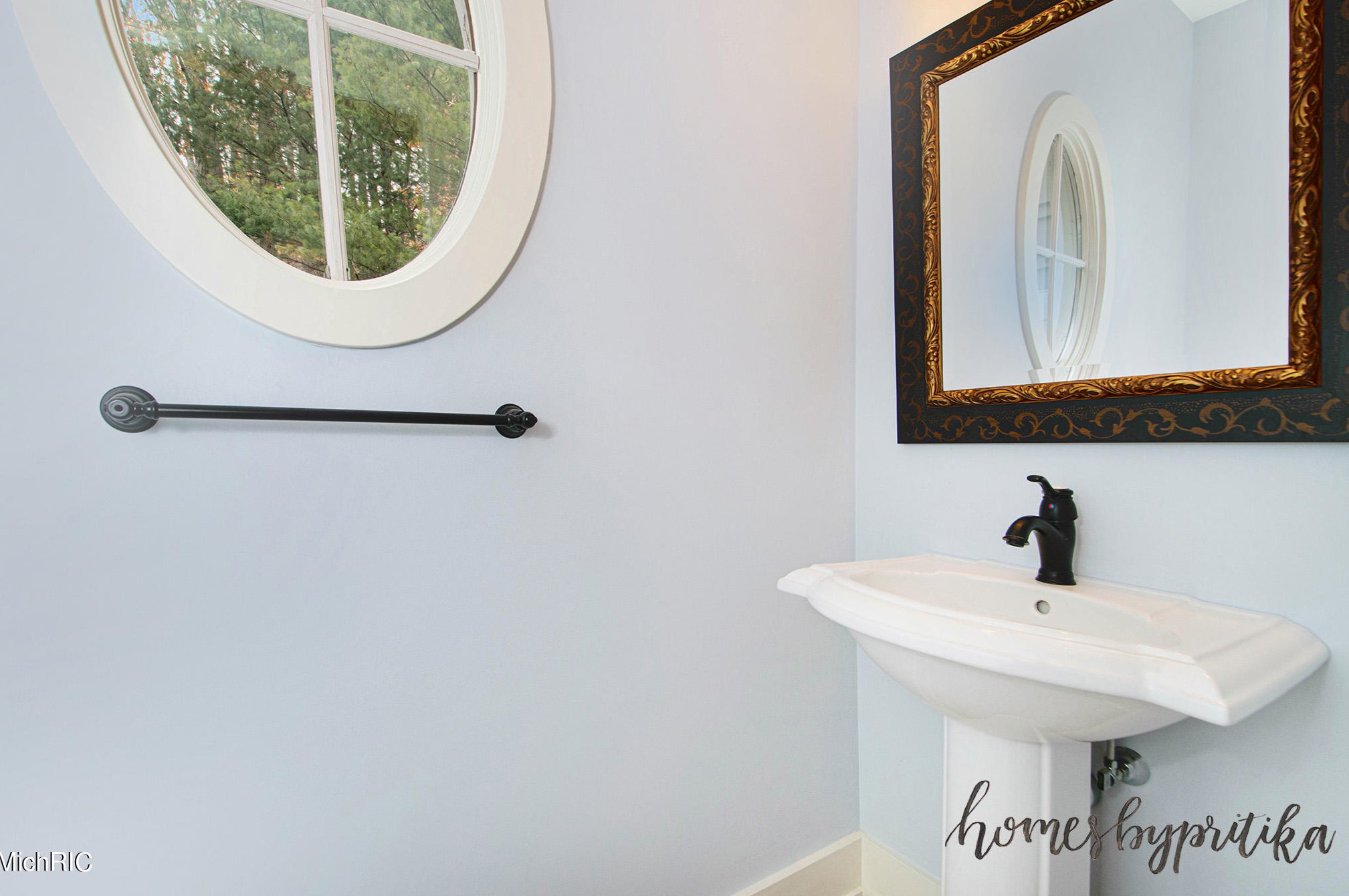 4655 Catamount Trl, Ada MI 49301-8658 exterior