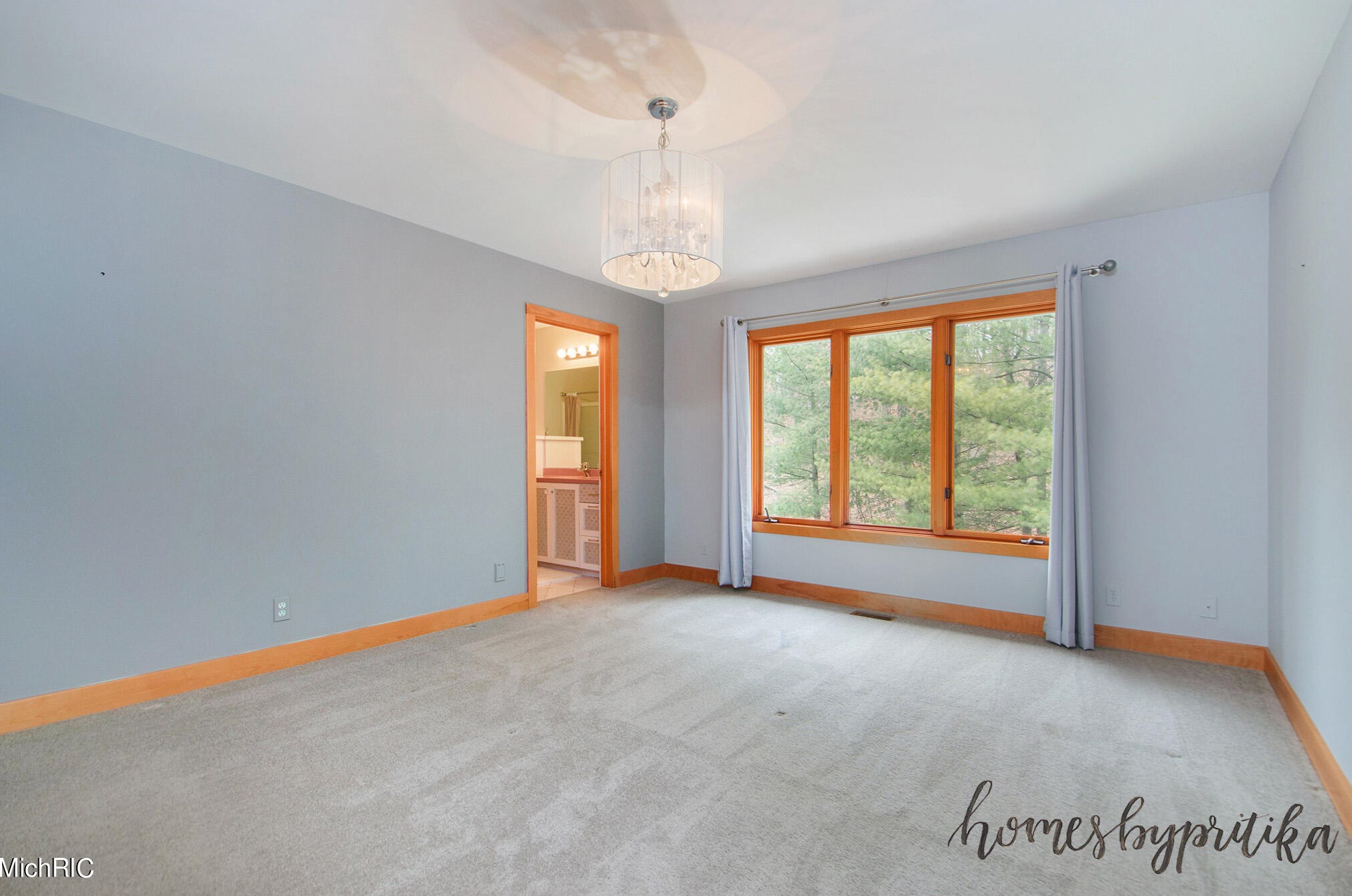 4655 Catamount Trl, Ada MI 49301-8658 exterior