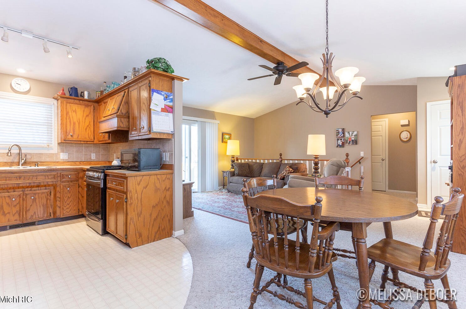 2202 Tyler St, Jenison MI  49428-7771 exterior