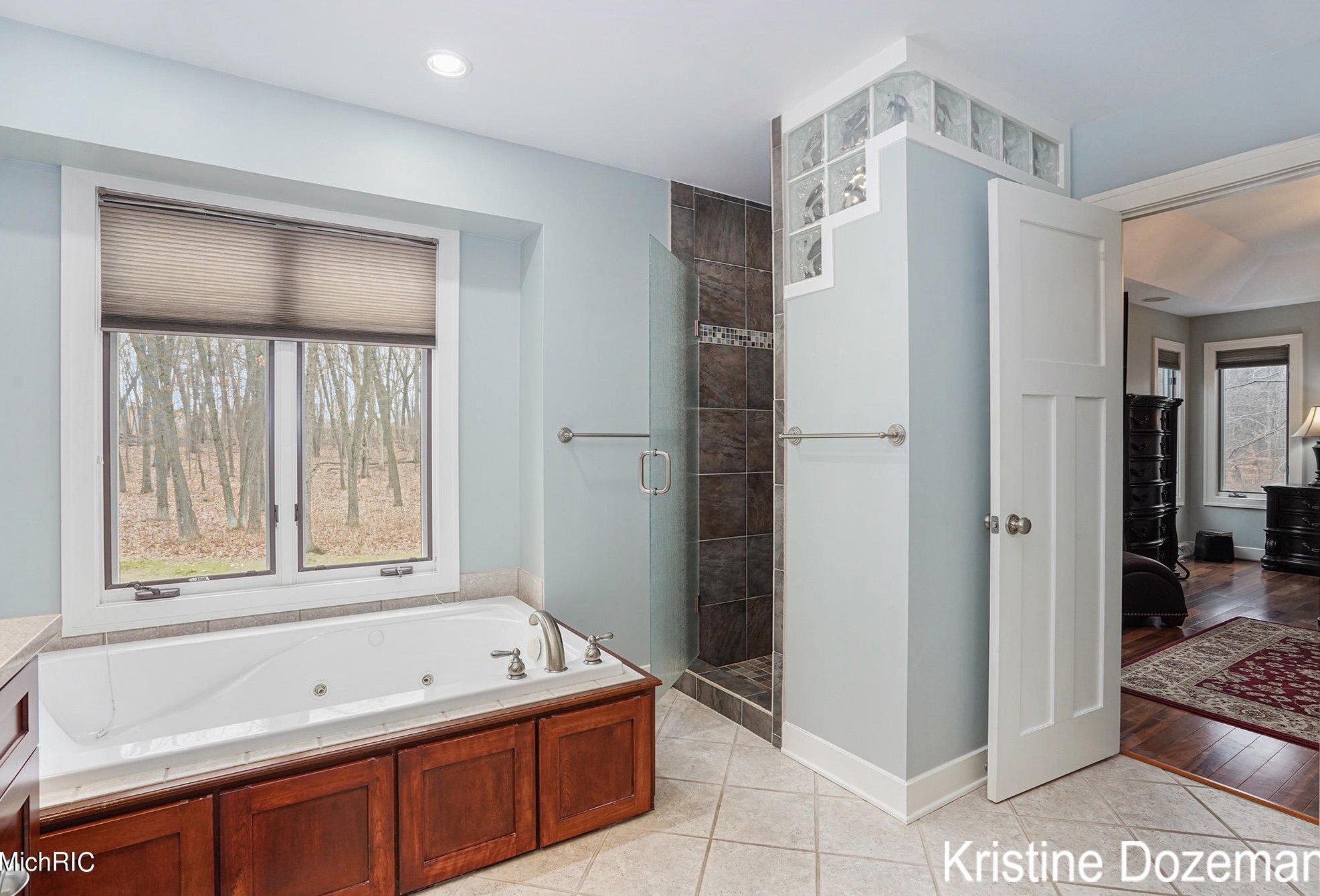 3081 Pickford Dr, Ada MI 49301-8344 exterior