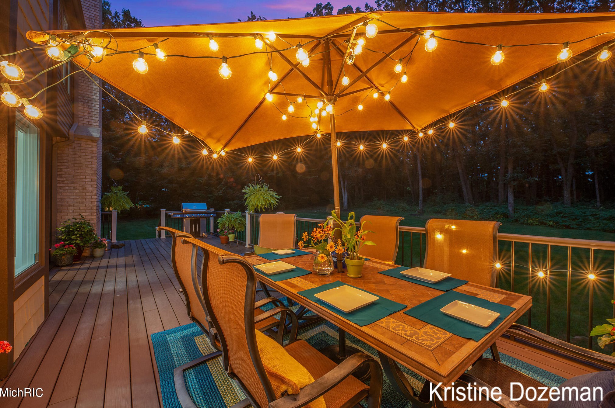 3081 Pickford Dr, Ada MI 49301-8344 exterior