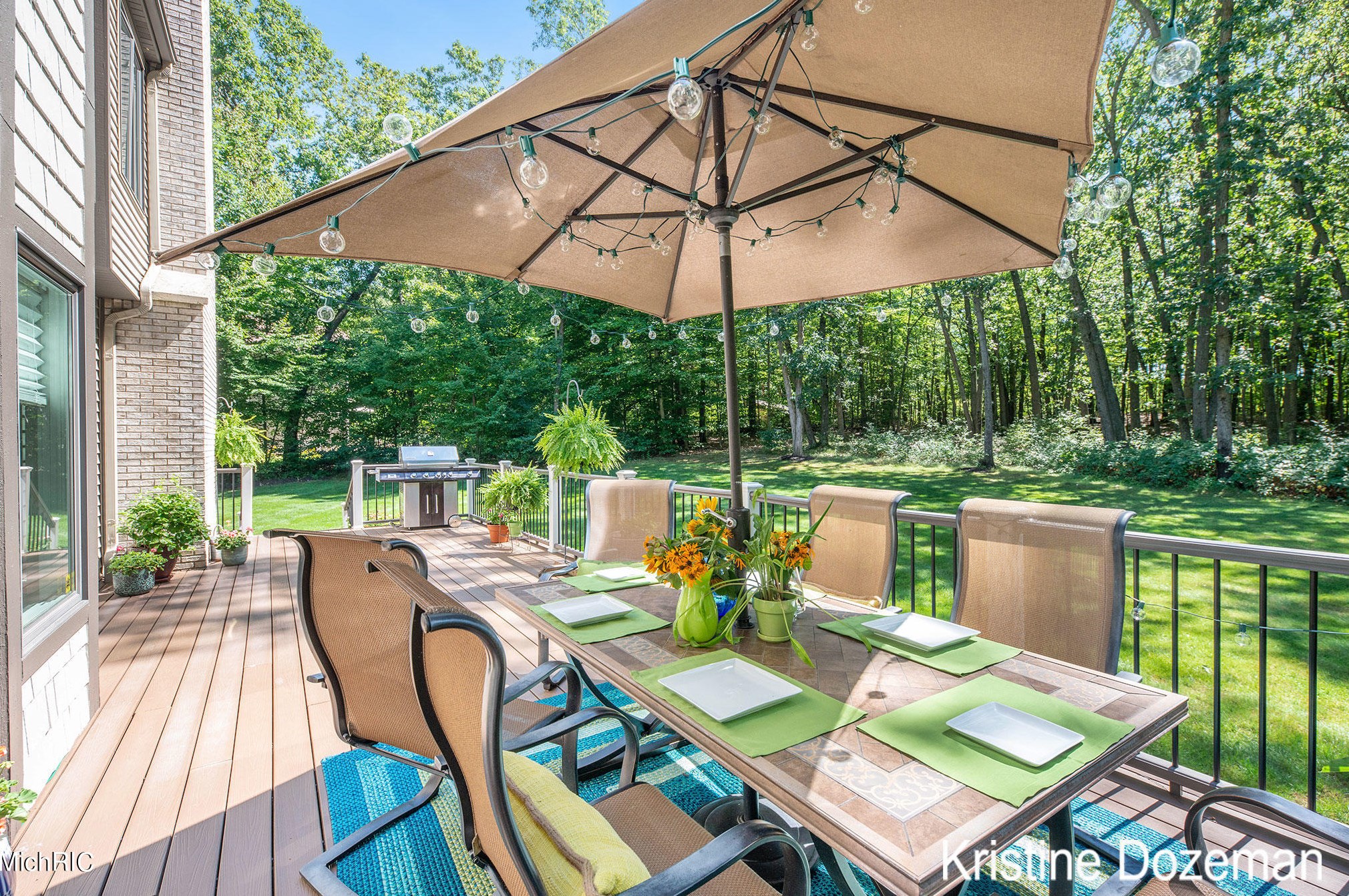 3081 Pickford Dr, Ada MI 49301-8344 exterior