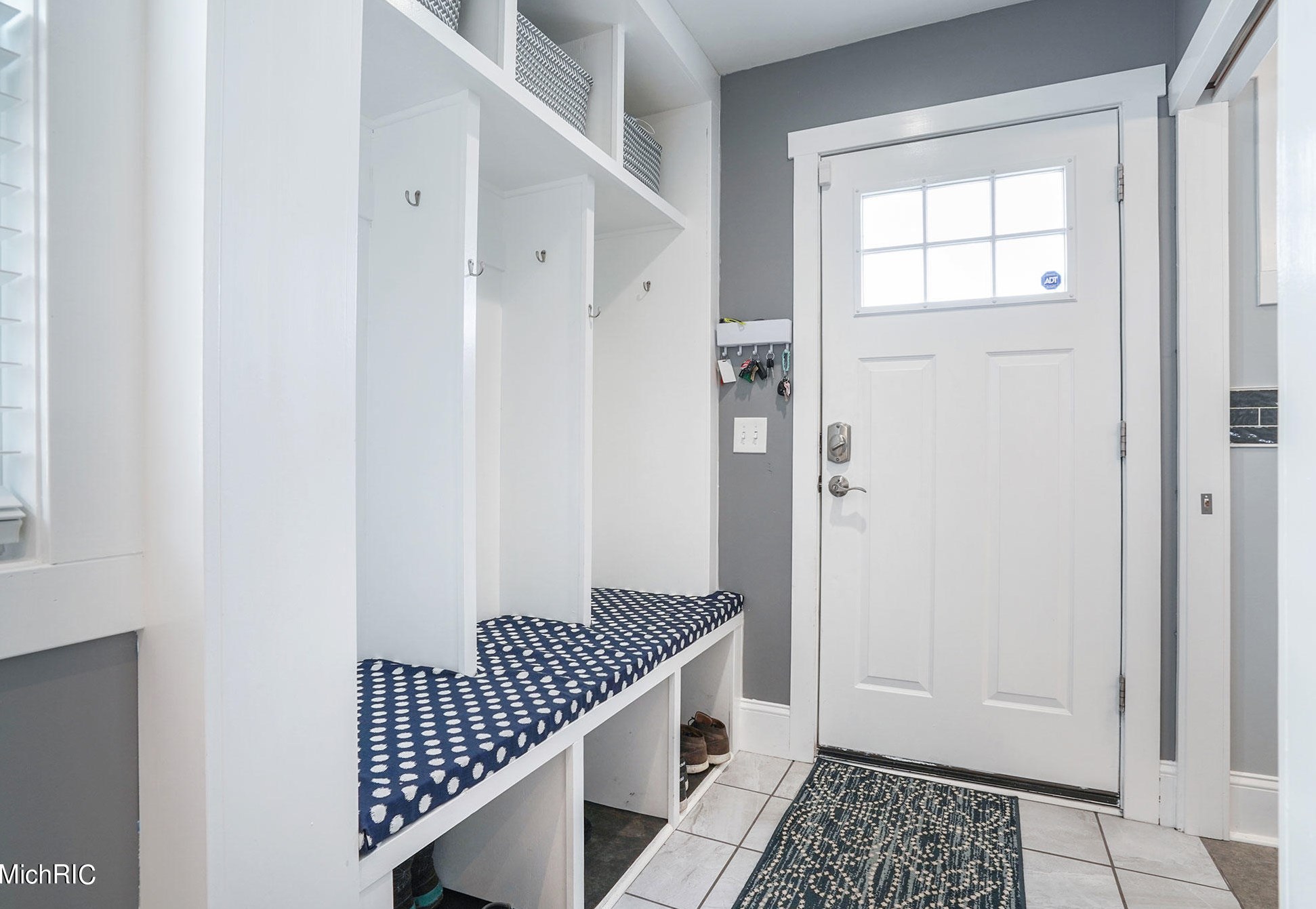 1234 Prospect Ave, Grand Rapids MI 49507-1704 exterior