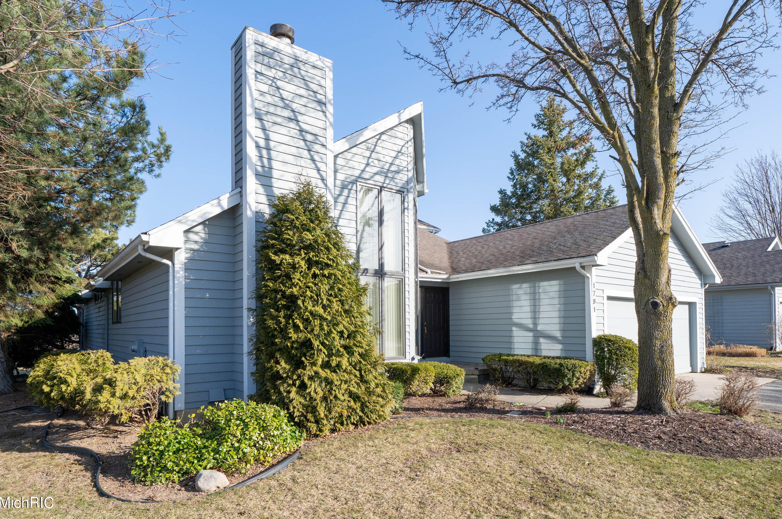 1791 Spring Meadow Ct, Caledonia, MI 49316-9154