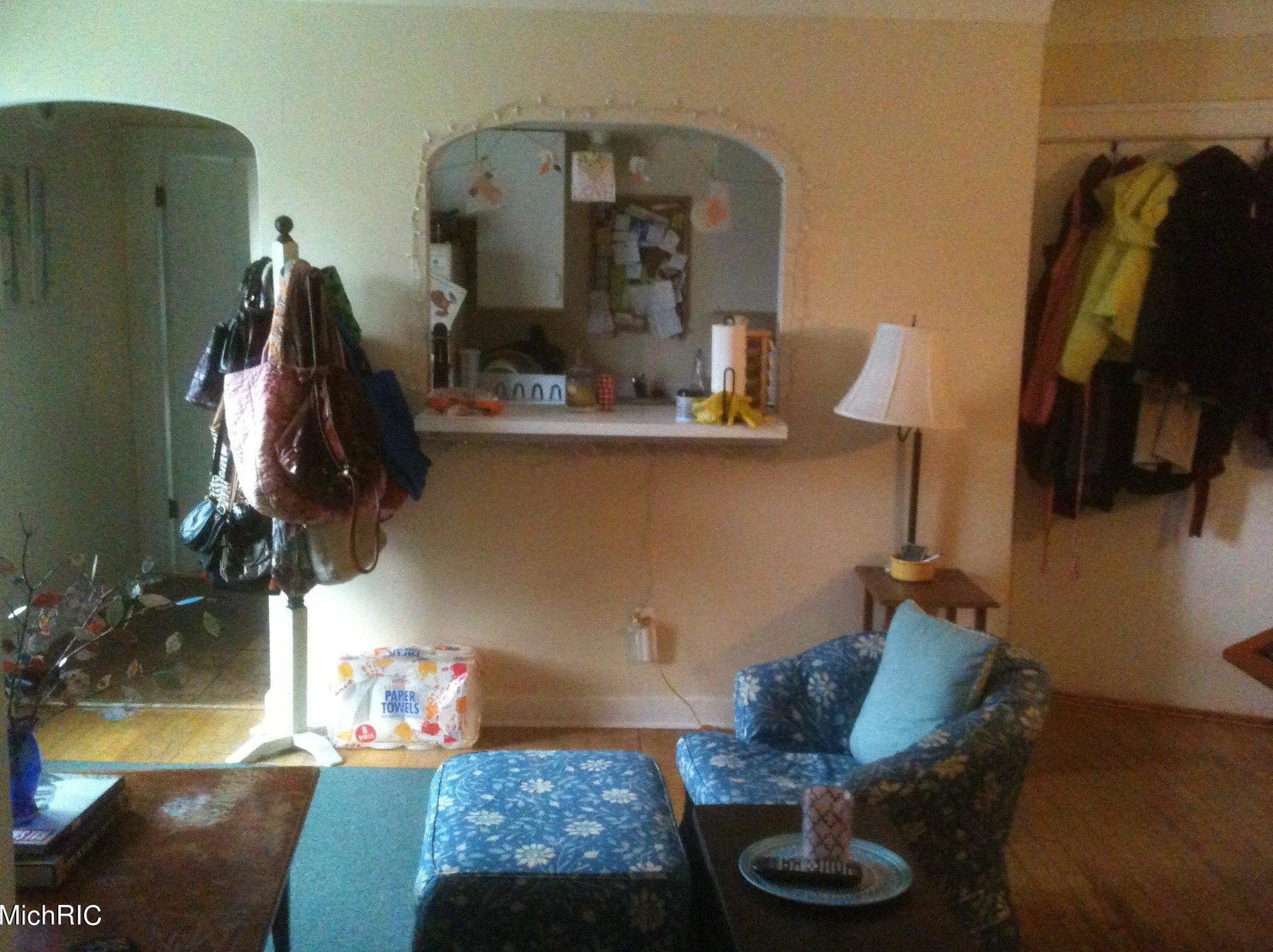 736 Cherry St, Grand Rapids MI 49503-5814 exterior