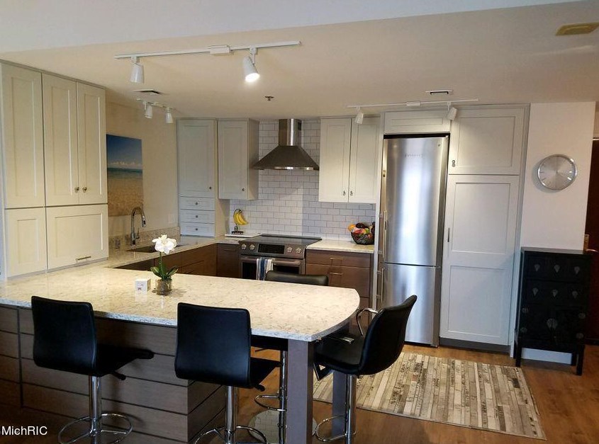 117 Campau Cir Nw, Grand Rapids, MI 49503