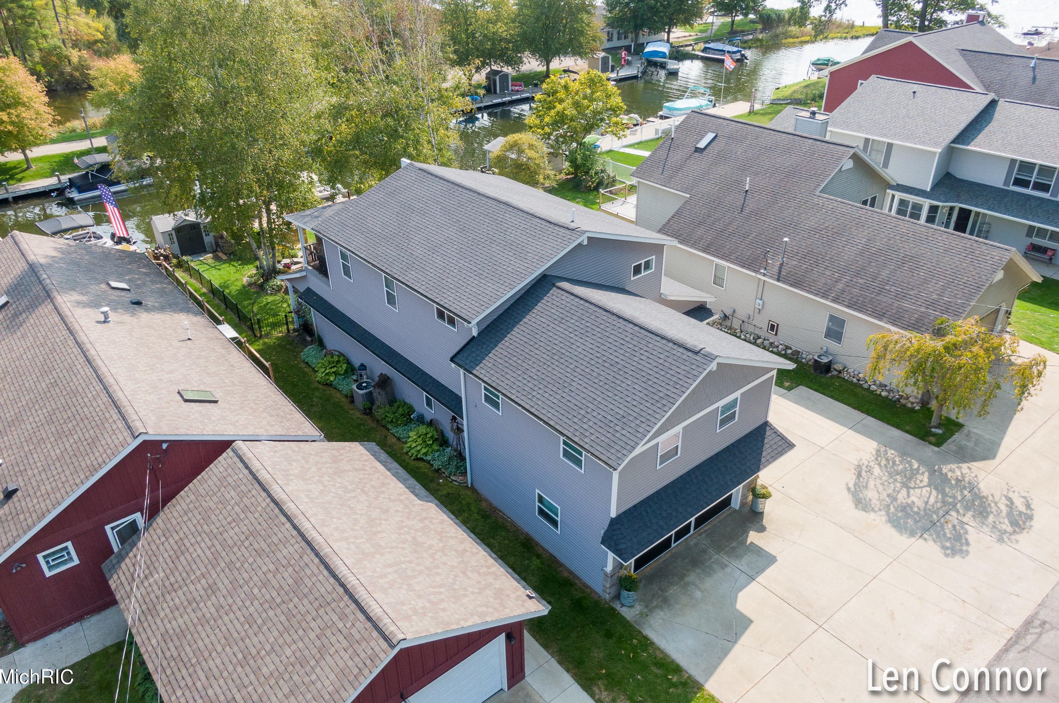 1775 Edwin Dr, Wayland, MI 49348-9315