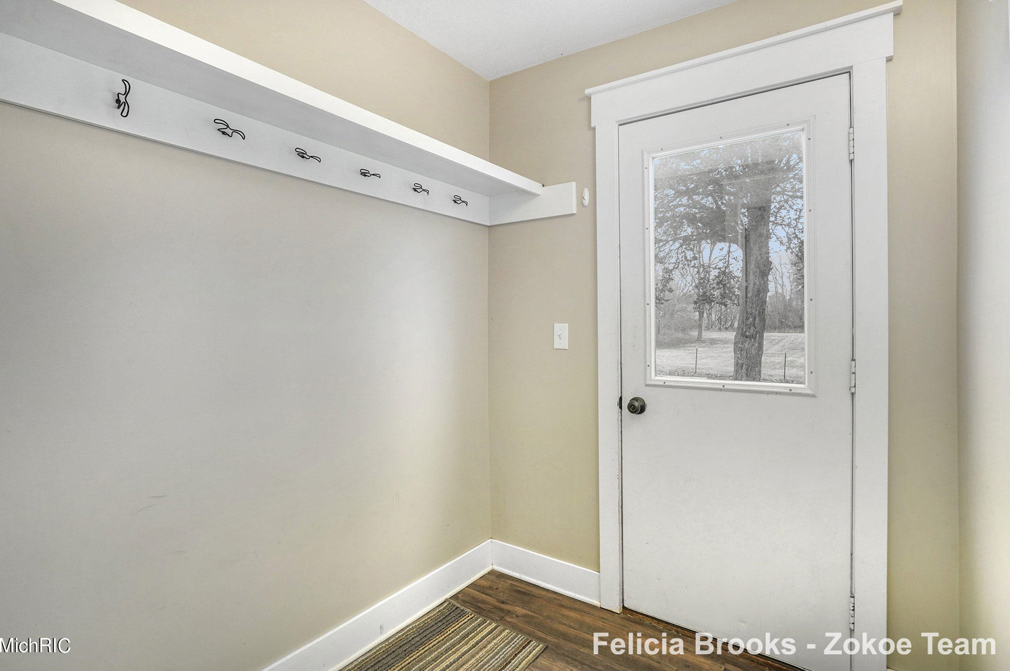 10785 Freeport Ave, Freeport, MI 49325