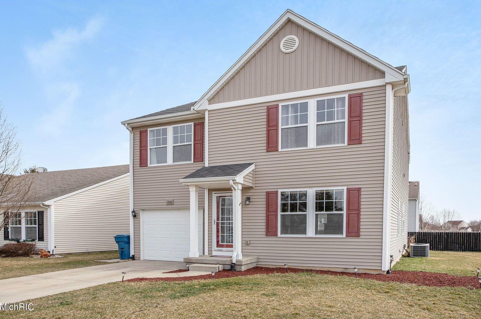 1400 Holcomb St, Vicksburg, MI 49097-7758