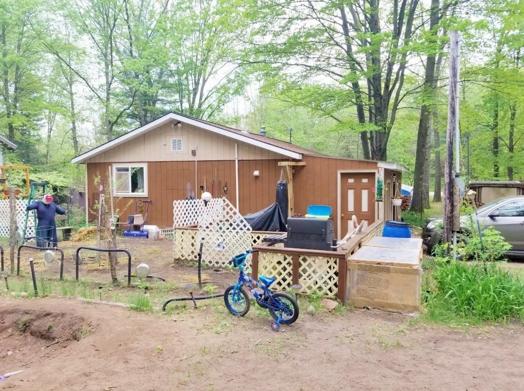7420 Evergreen Rd, Baldwin, MI 49304-8985