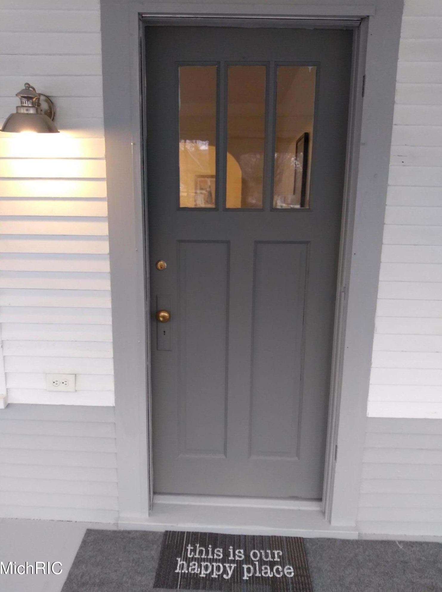 1529 Pine St, Meskegon MI  49442-5011 exterior