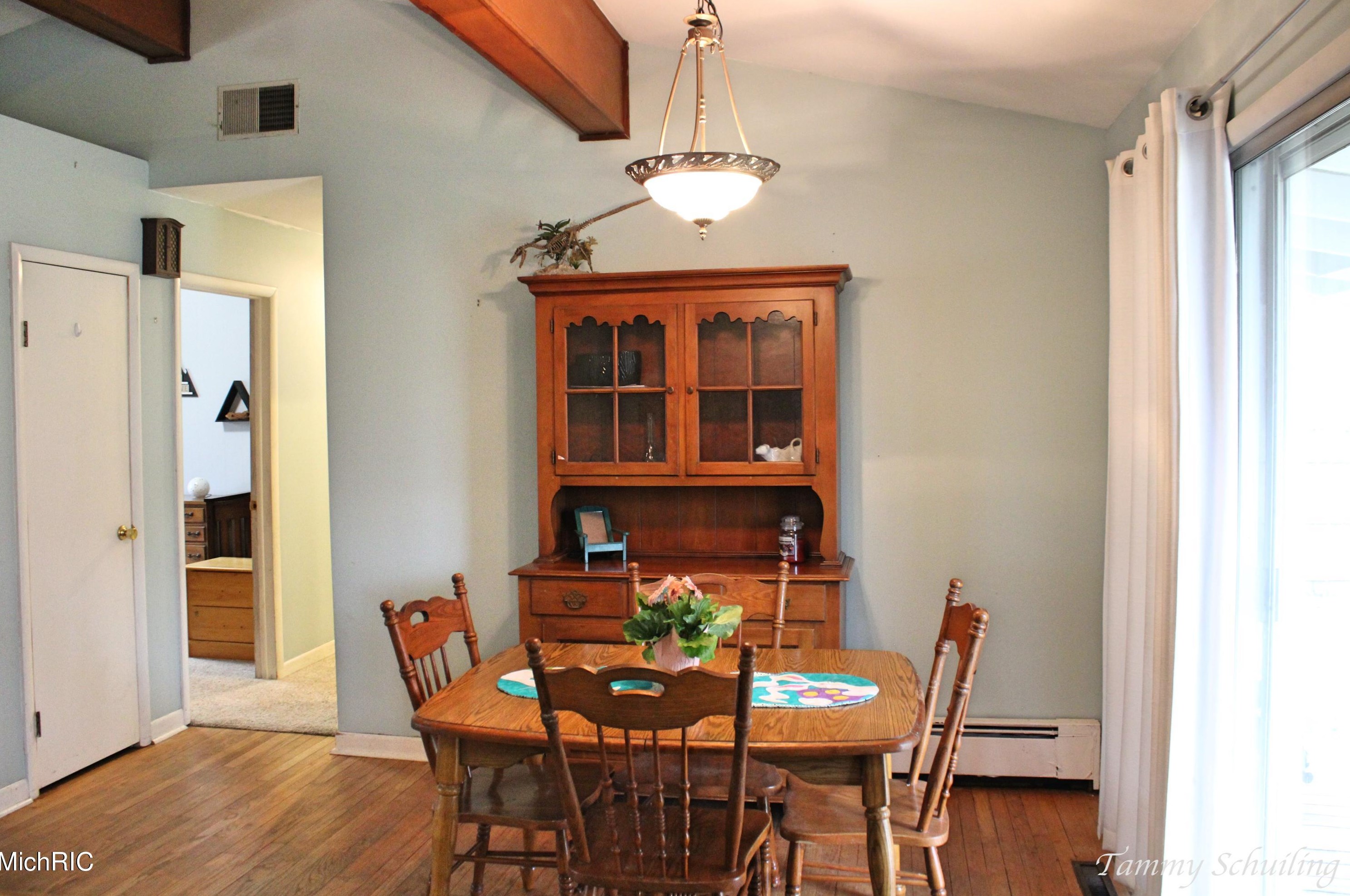 319 Doris St, Sparta MI 49345-1005 exterior