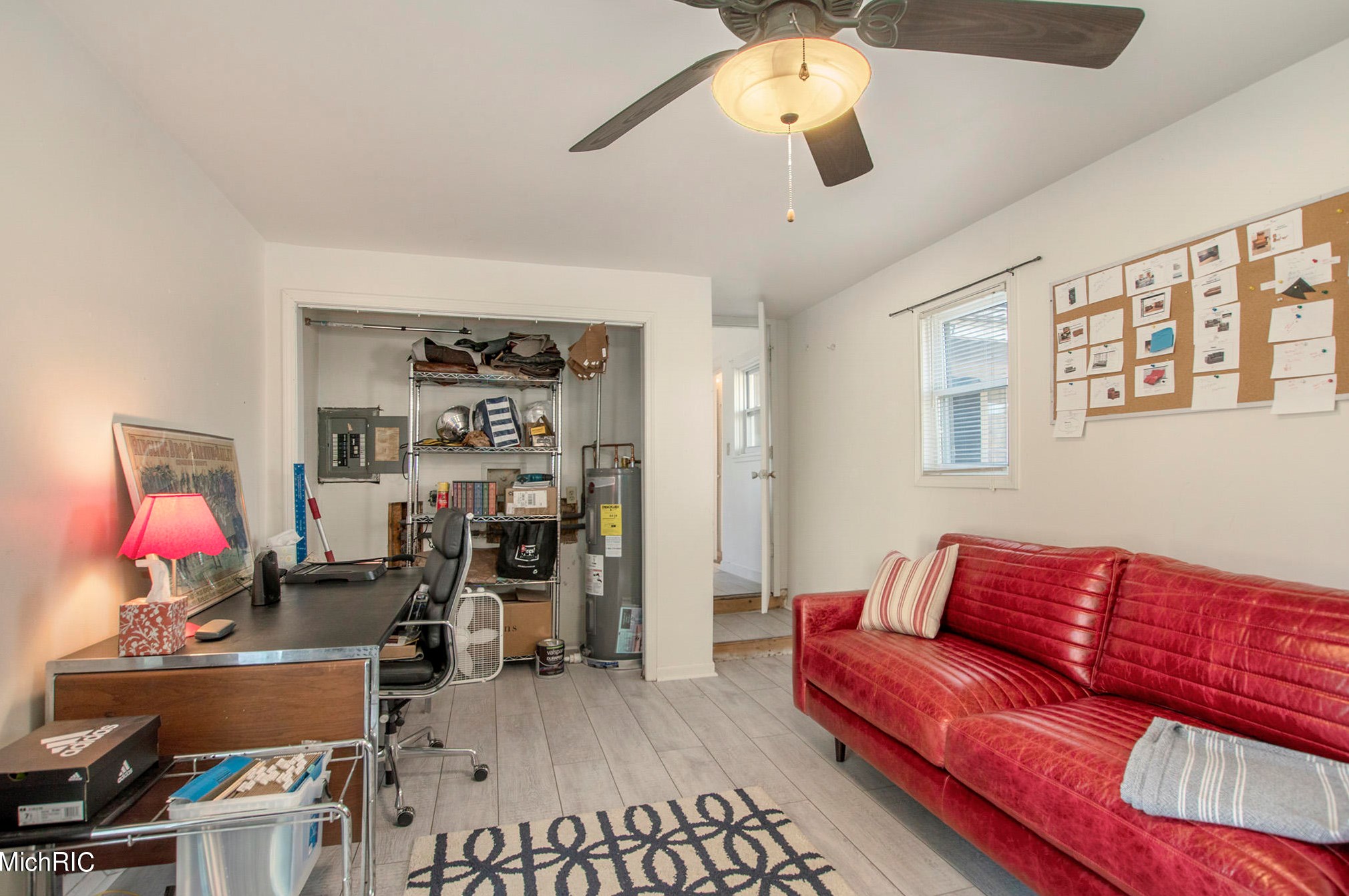 3257 Fulton St, Grand Rapids MI  49546-1302 exterior