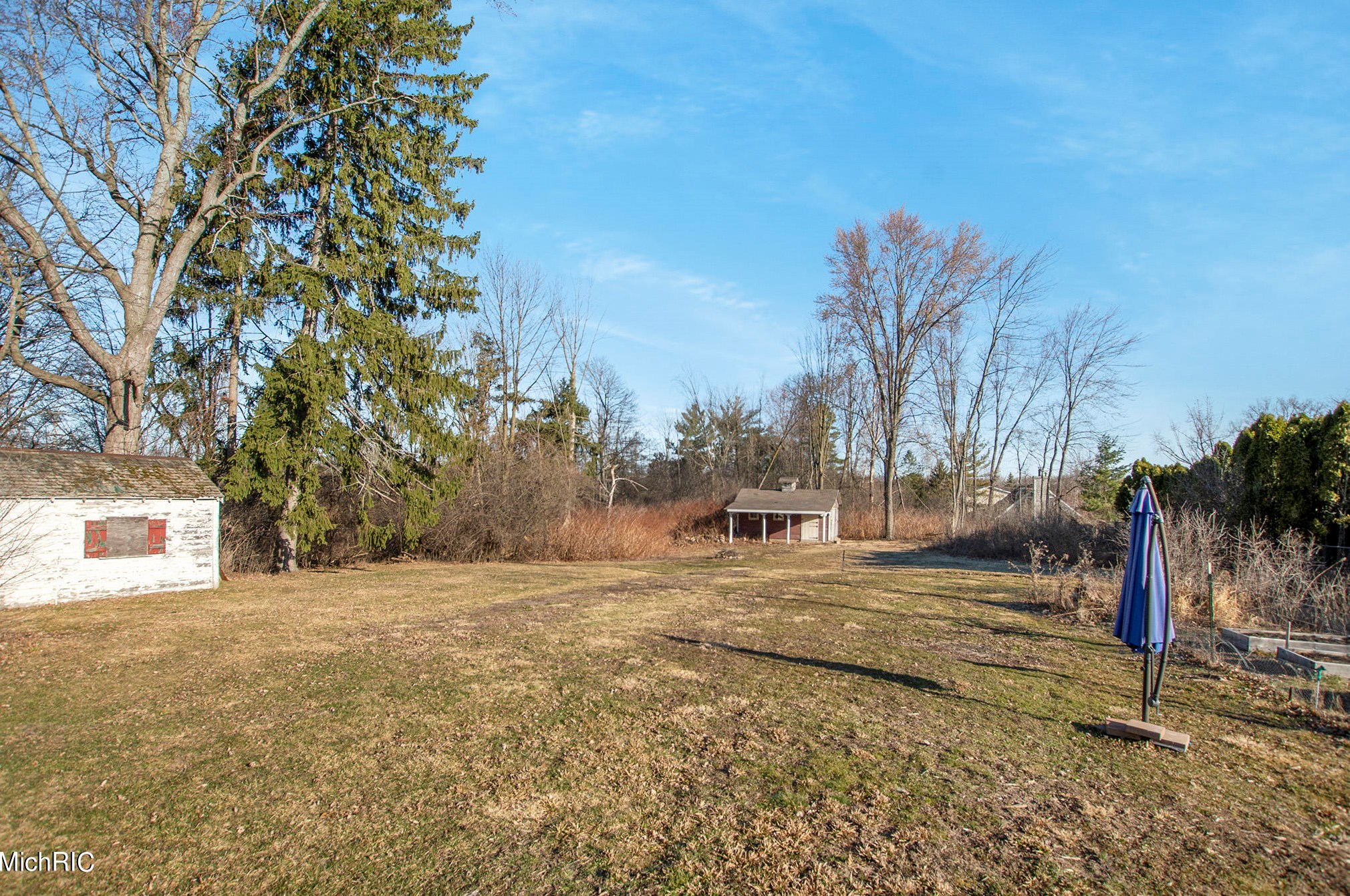 3257 Fulton St, Grand Rapids MI  49546-1302 exterior