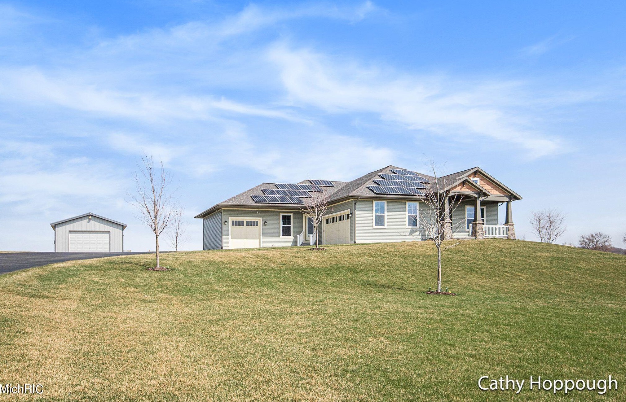 5899 Bluewater Hwy, Ionia, MI 48846-9735
