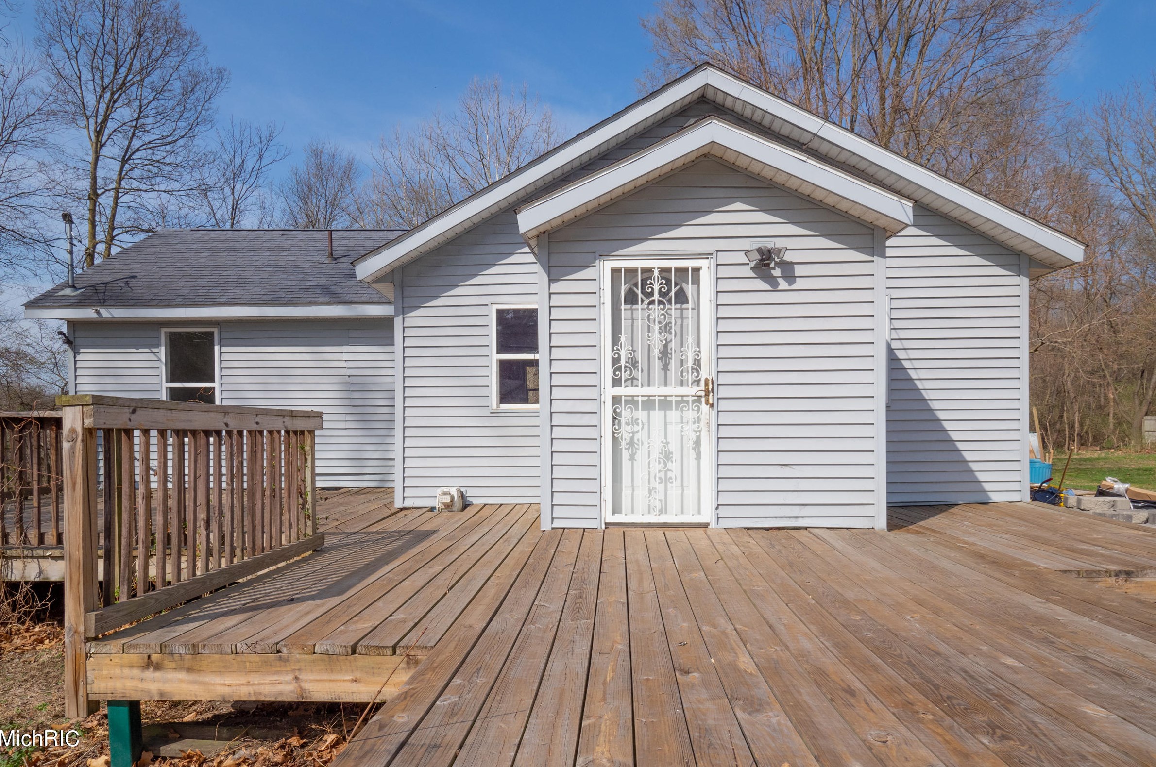 164 Winterburn St, Kalamazoo, MI 49048-9582