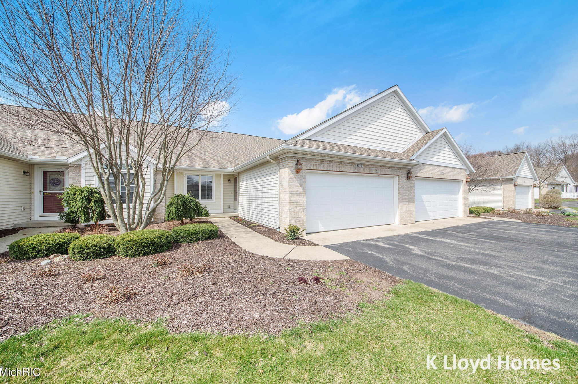 8179 Ridgestone Dr, Byron Township, MI 49315-8158