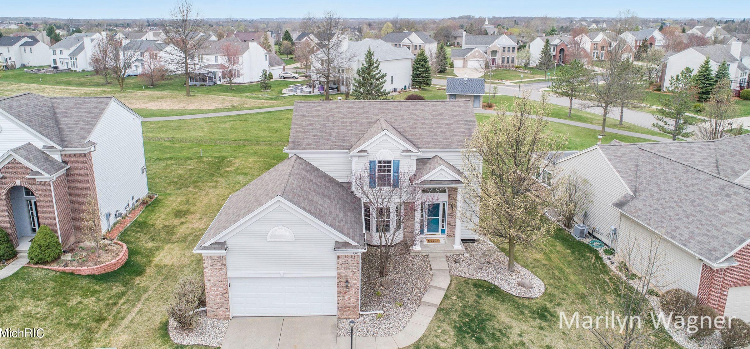 7317 Misty View Ct, Caledonia MI 49316-7611 exterior