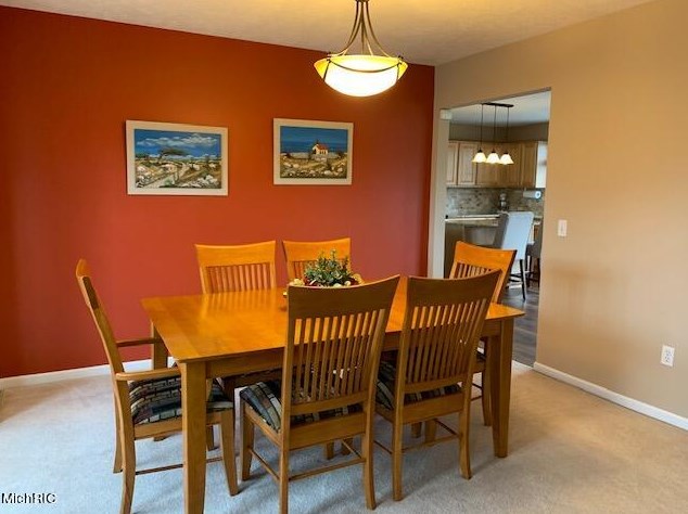 7317 Misty View Ct, Caledonia MI 49316-7611 exterior