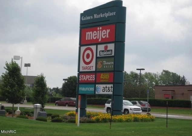 7317 Misty View Ct, Caledonia MI 49316-7611 exterior