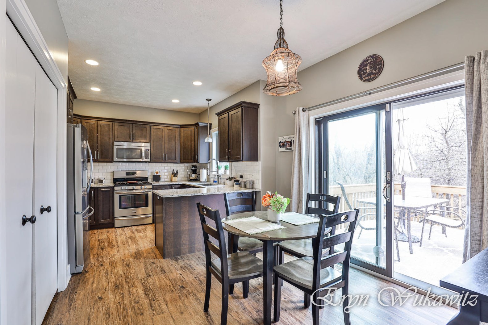 912 Park St, Grand Rapids MI  49525-6269 exterior