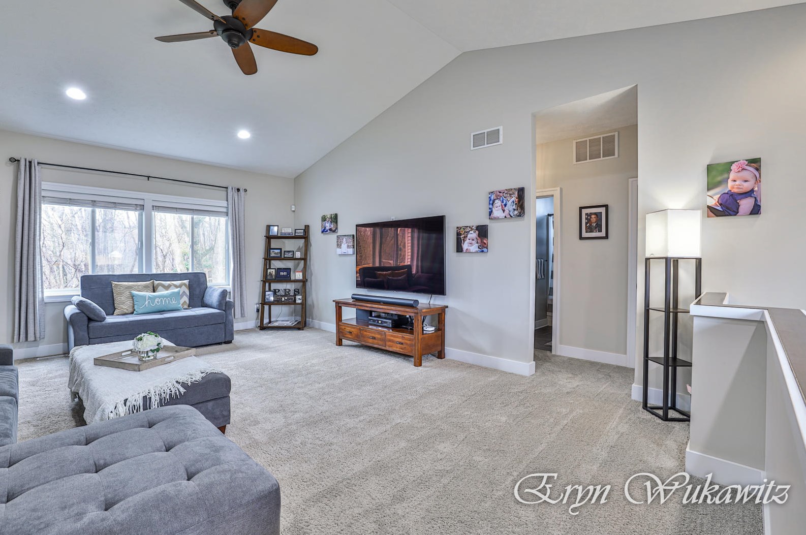 912 Park St, Grand Rapids MI  49525-6269 exterior