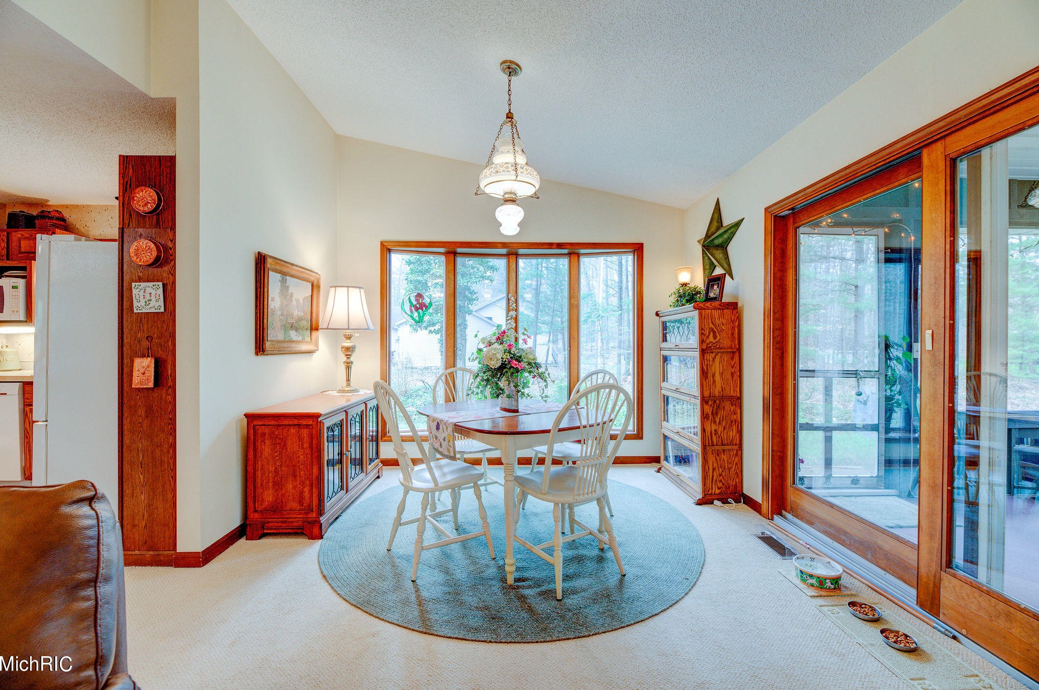 15155 Hickory St, Spring Lake MI 49456-1123 exterior