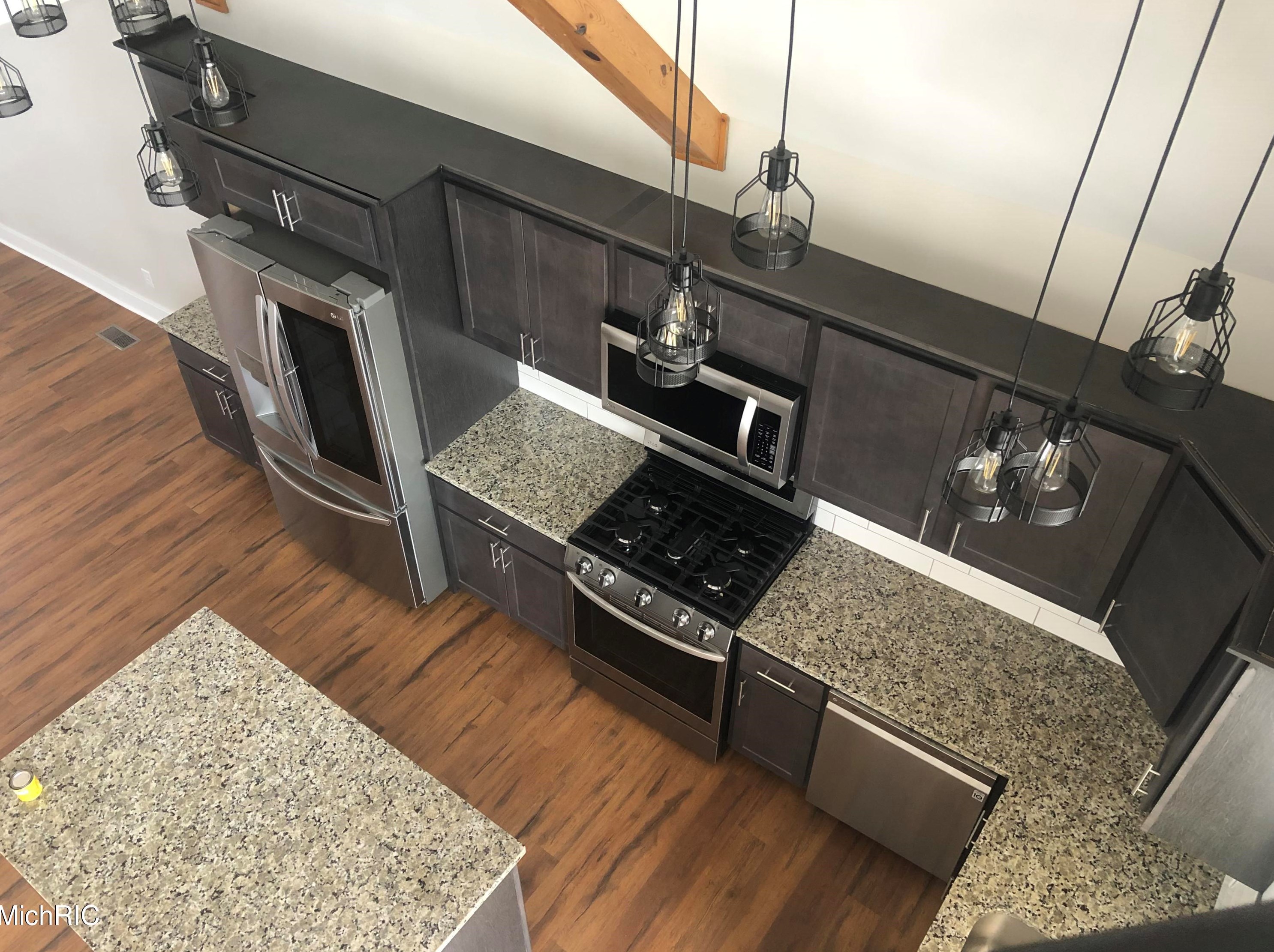 494 Shore Dr, Caledonia MI  49316-9227 exterior