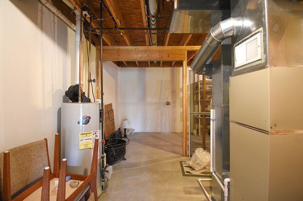 507 Abbey Mill Dr, Ada MI 49301-7746 exterior