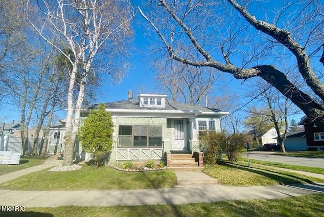 609 Fairview Ave, Stronach, MI 49660-1971