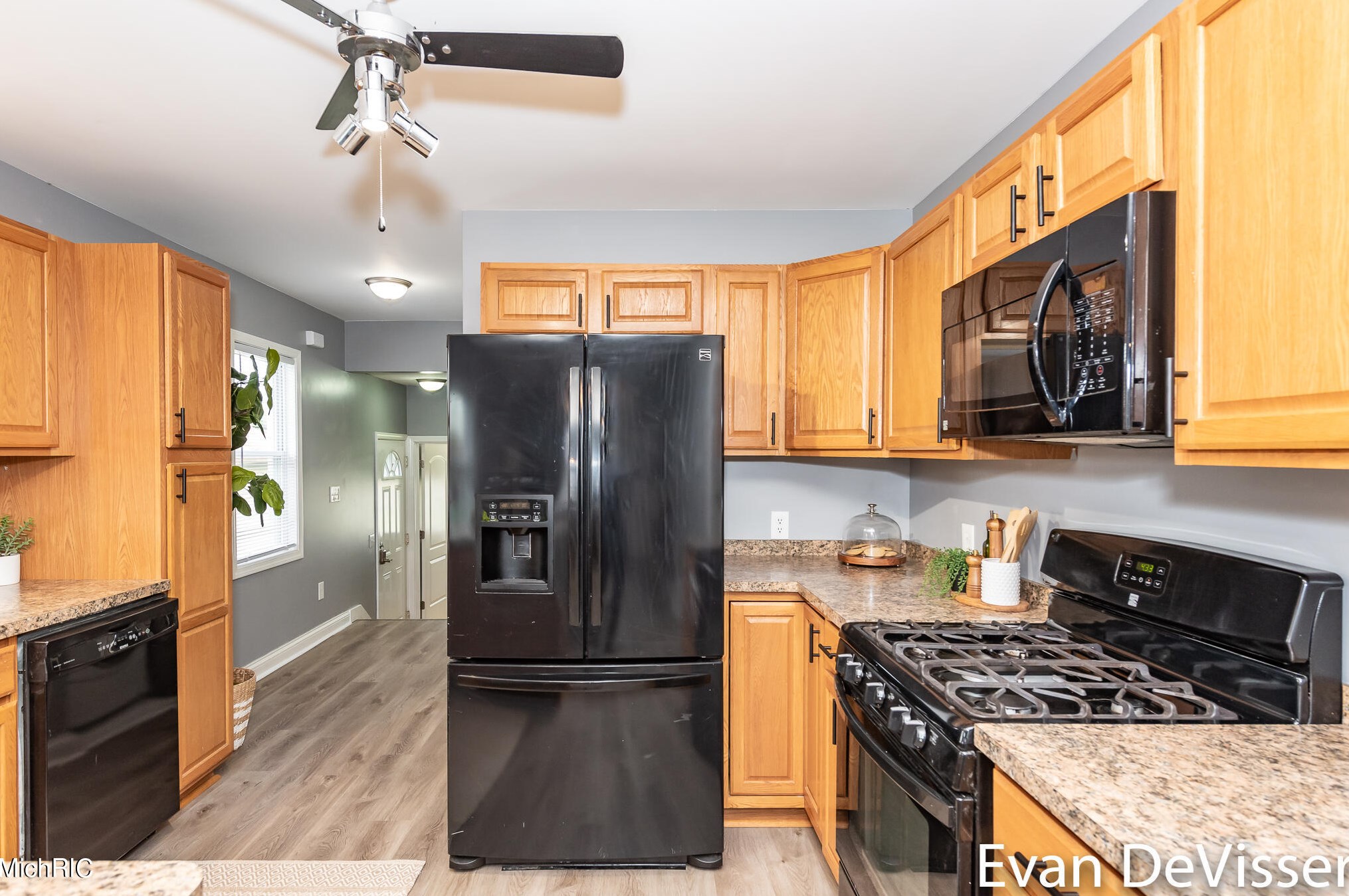 2482 85th St, Byron Township MI  49315-9260 exterior