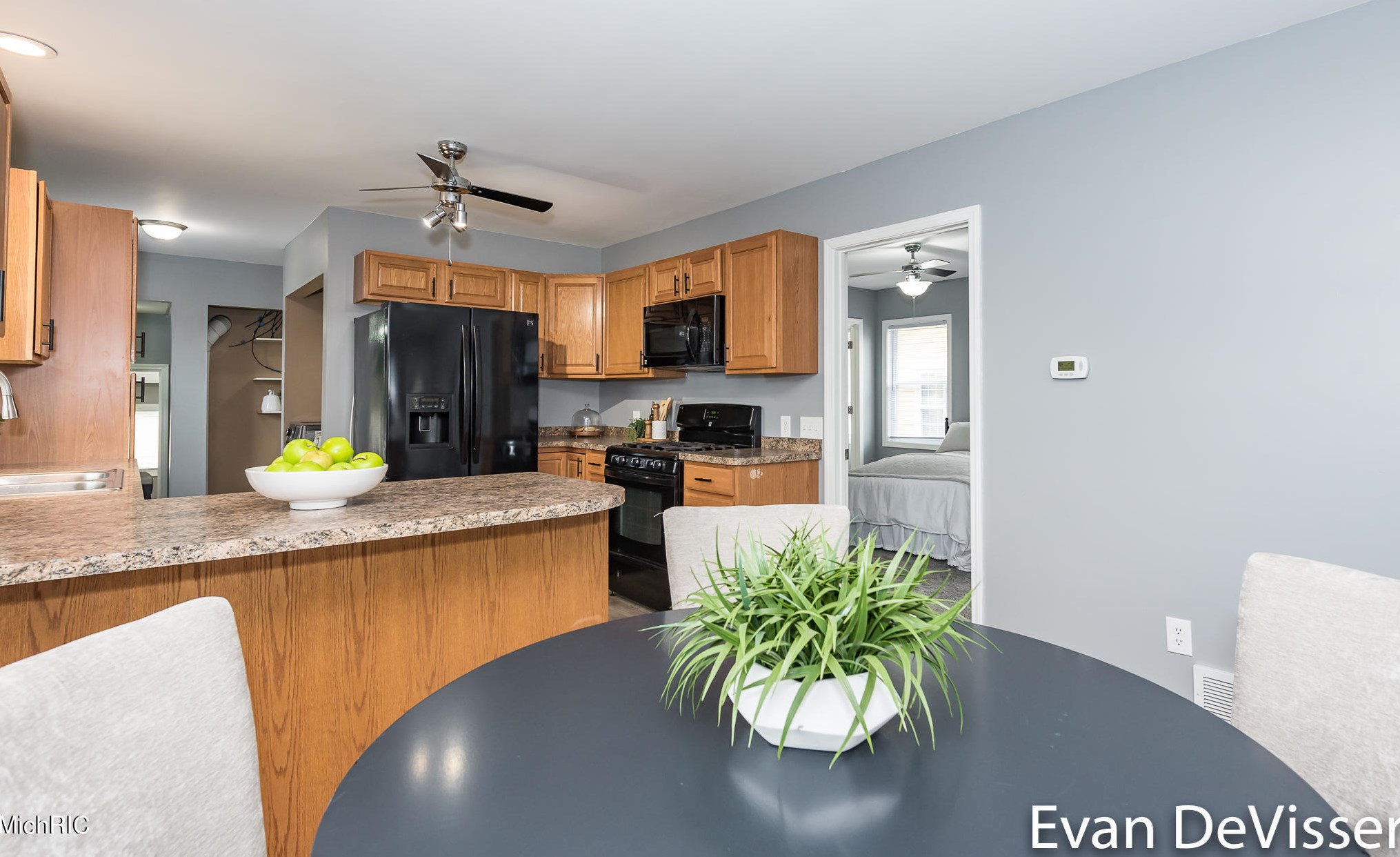 2482 85th St, Byron Township MI  49315-9260 exterior