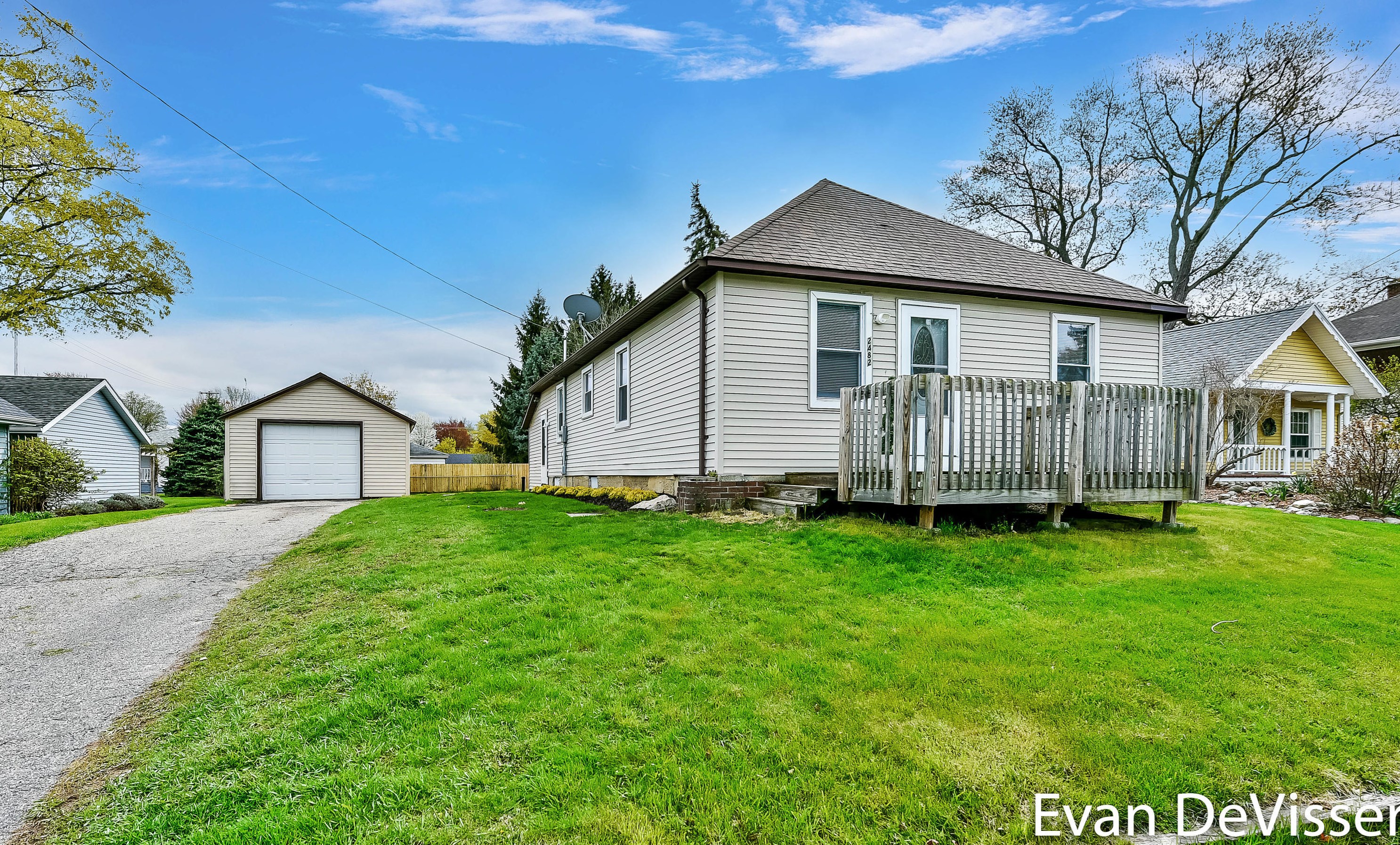2482 85th St, Byron Township MI  49315-9260 exterior