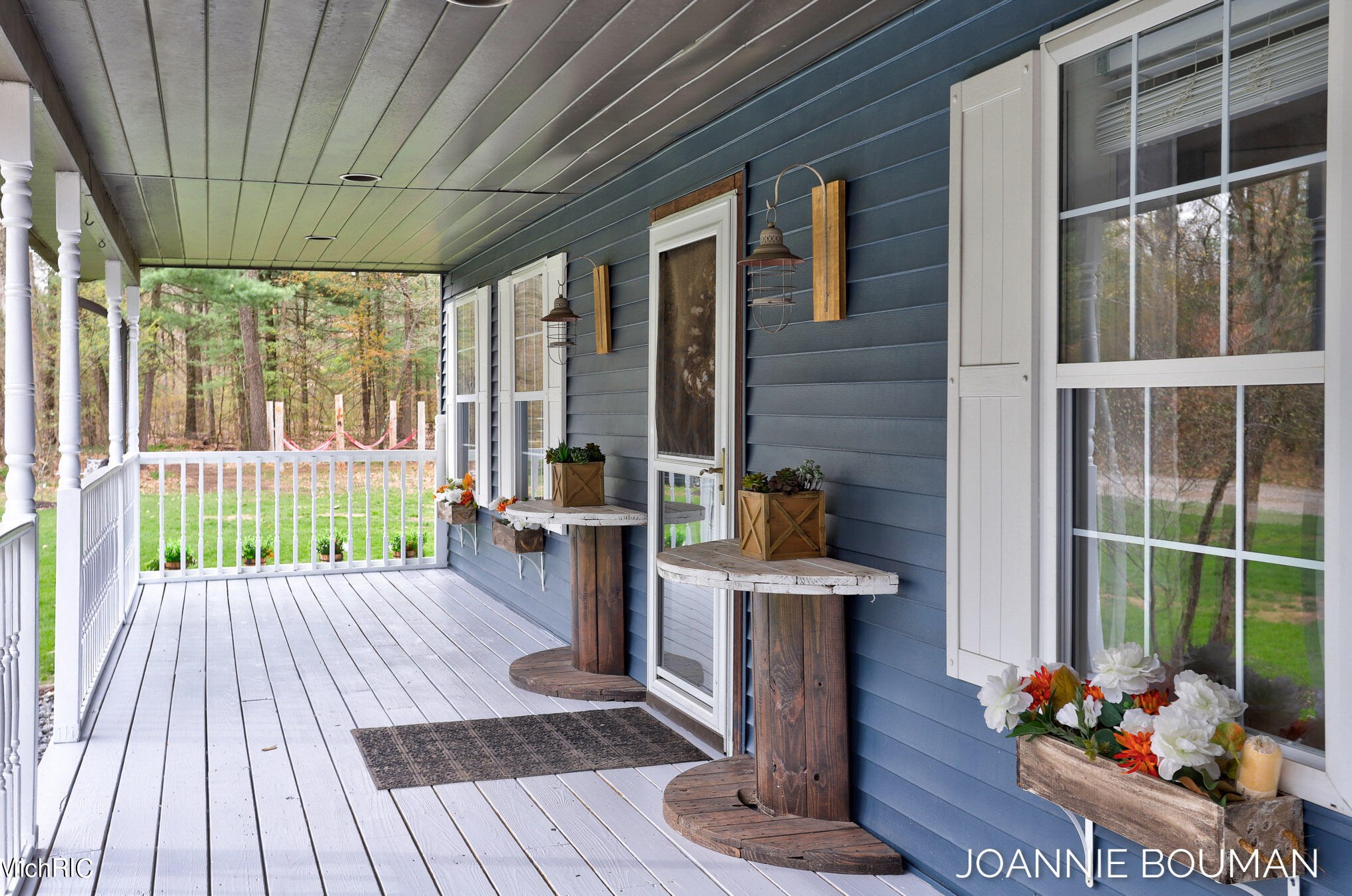 3778 135th Ave, Hamilton, MI 49419-9560