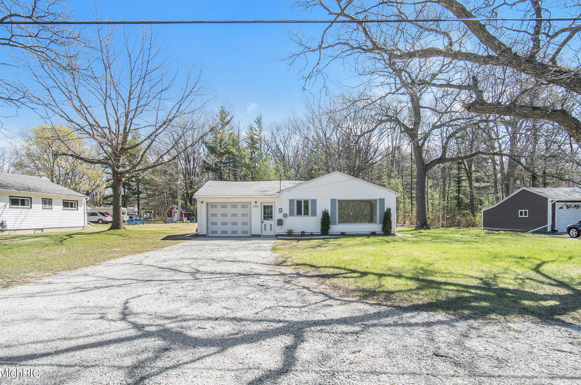 2585 Grant Hwy, Stronach, MI 49660-9529