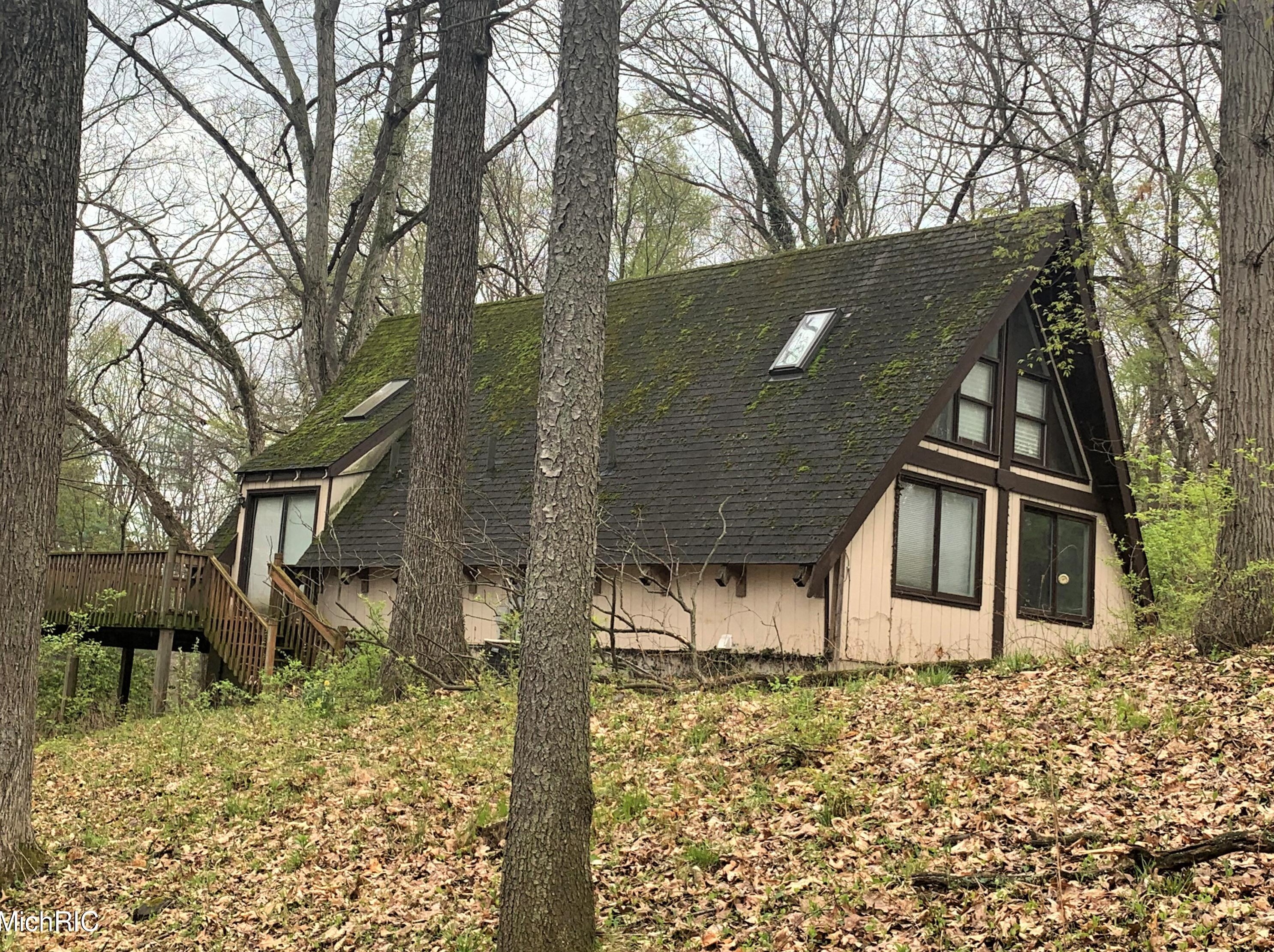 1540 Country Clb Dr, Niles MI 49120-4366 exterior