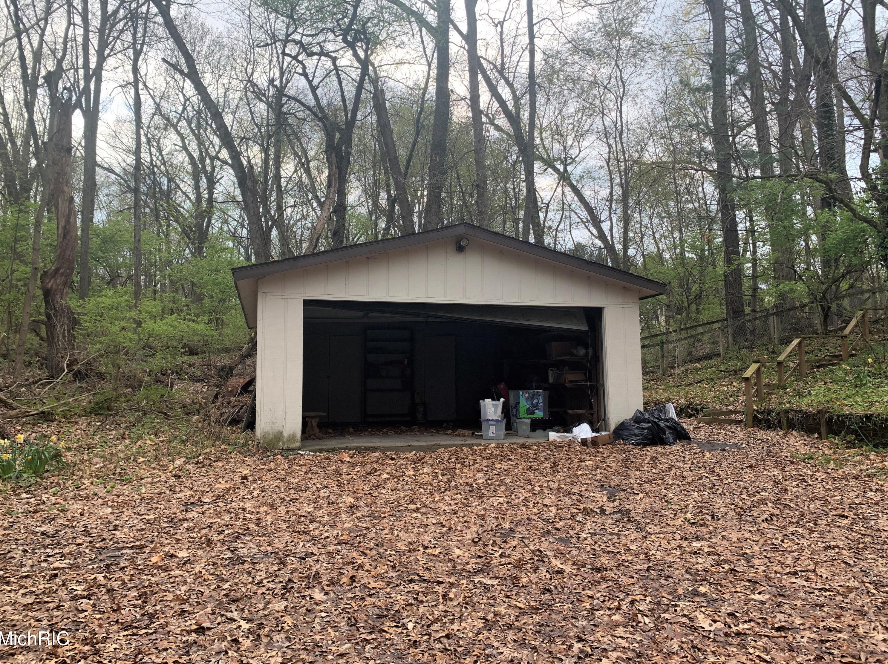 1540 Country Clb Dr, Niles MI 49120-4366 exterior