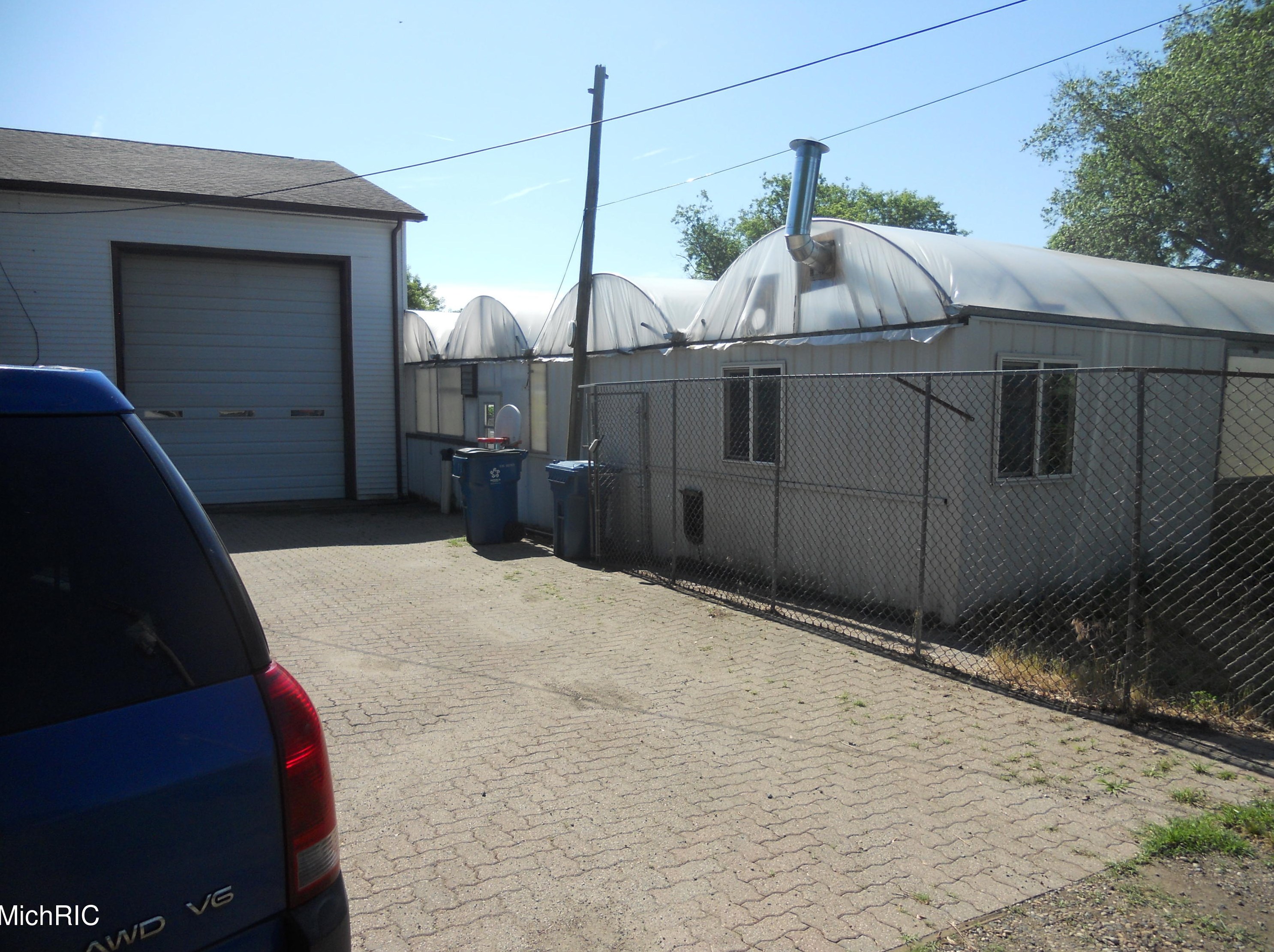 2102 Westnedge Ave, Kalamazoo, MI 49008-1937