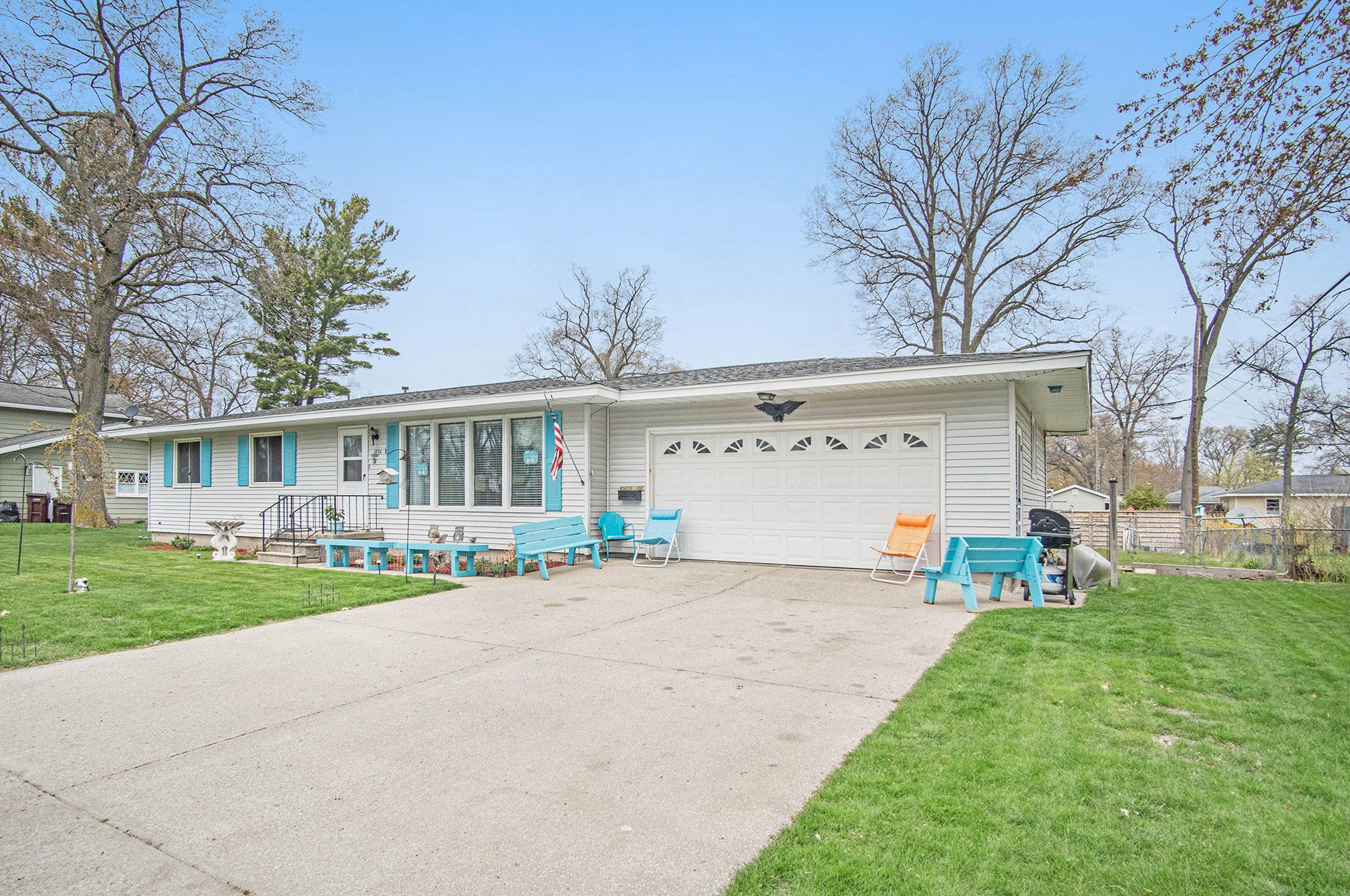 1770 Southland Dr, Meskegon, MI 49442