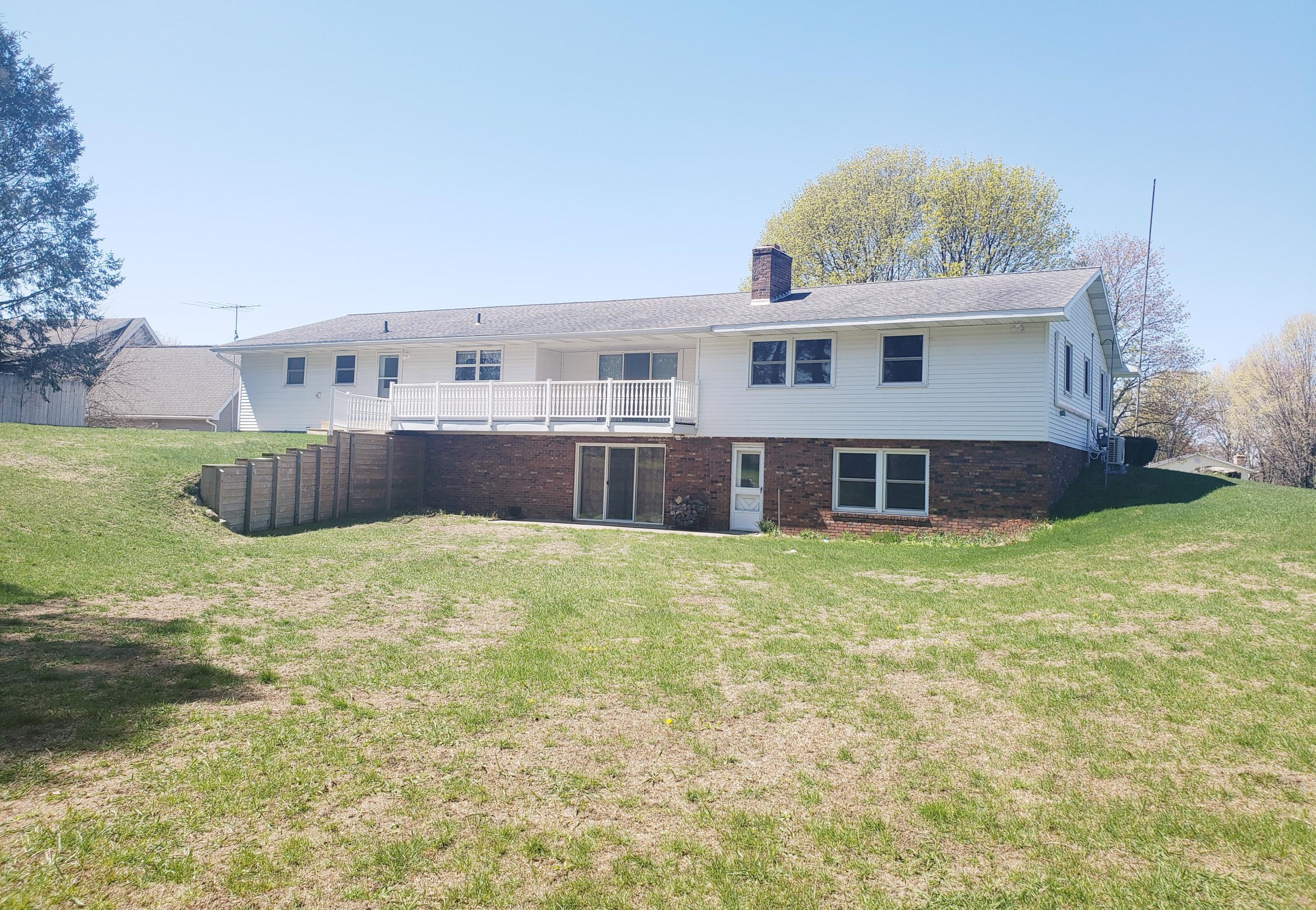 280 Elliott St, Shelby, MI 49455-9102