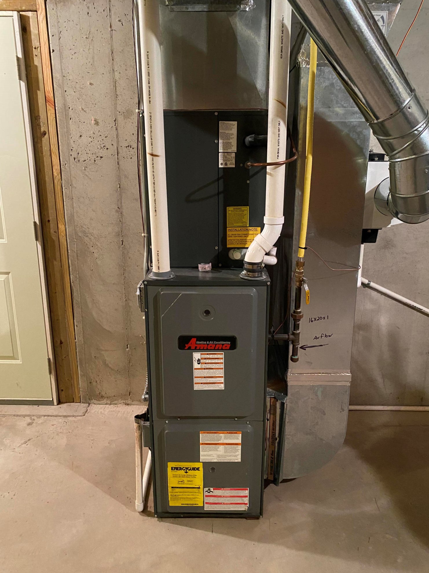 998 Leet Rd, Niles MI 49120-9741 exterior