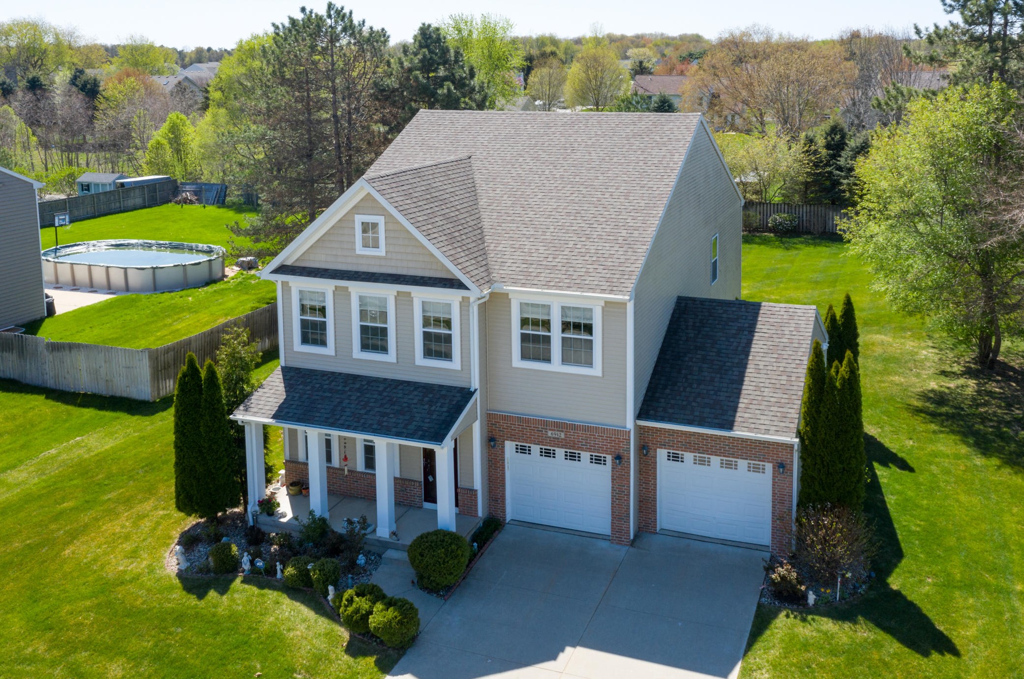 6912 Annandale Dr, Kalamazoo, MI 49009